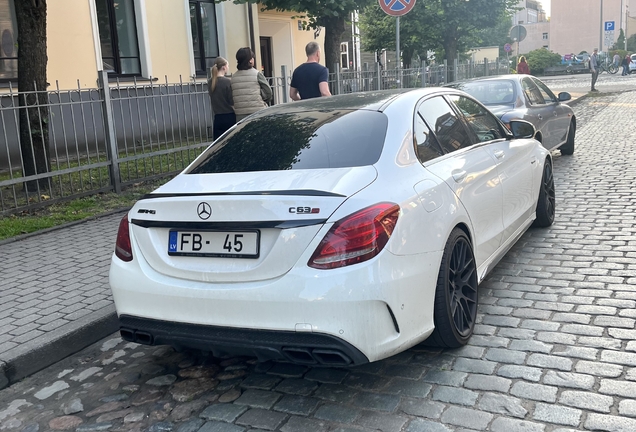 Mercedes-AMG C 63 S W205