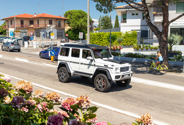 Mercedes-Benz G 500 4X4²