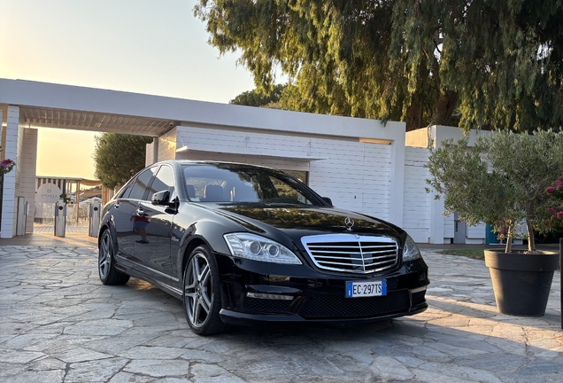 Mercedes-Benz S 63 AMG W221 2010
