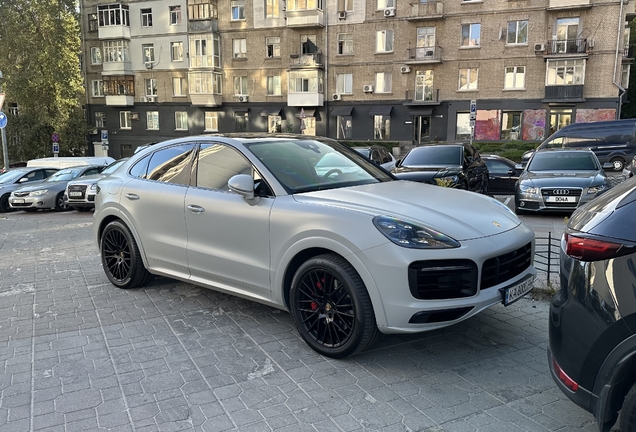 Porsche Cayenne Coupé GTS MkI