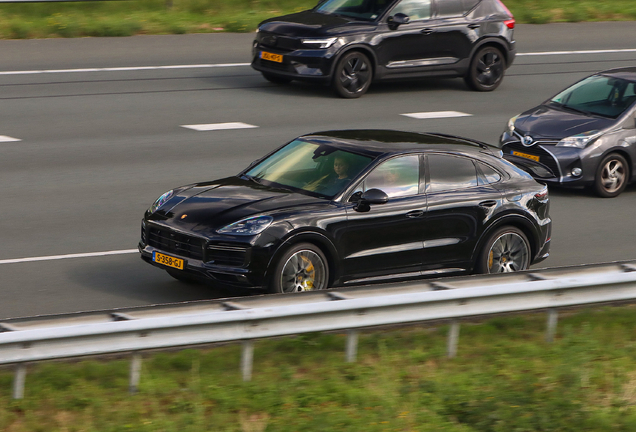 Porsche Cayenne Coupé Turbo S E-Hybrid