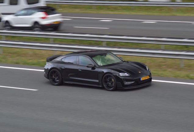 Porsche Taycan Turbo GT