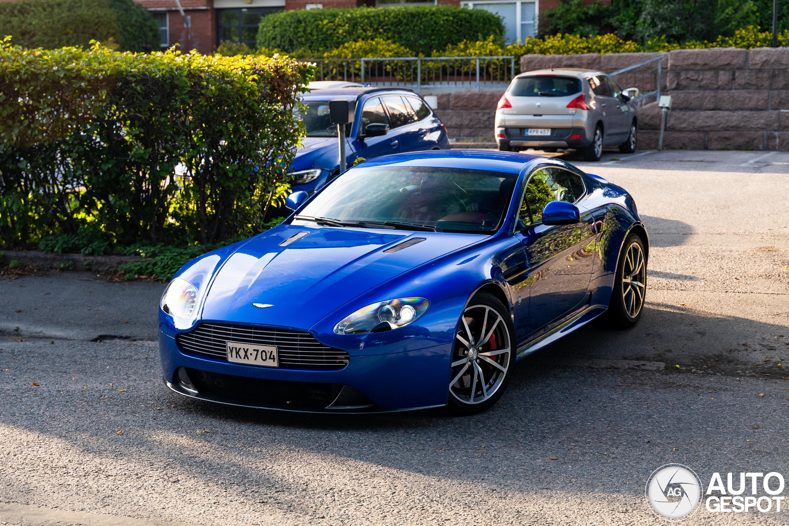 Aston Martin V8 Vantage S