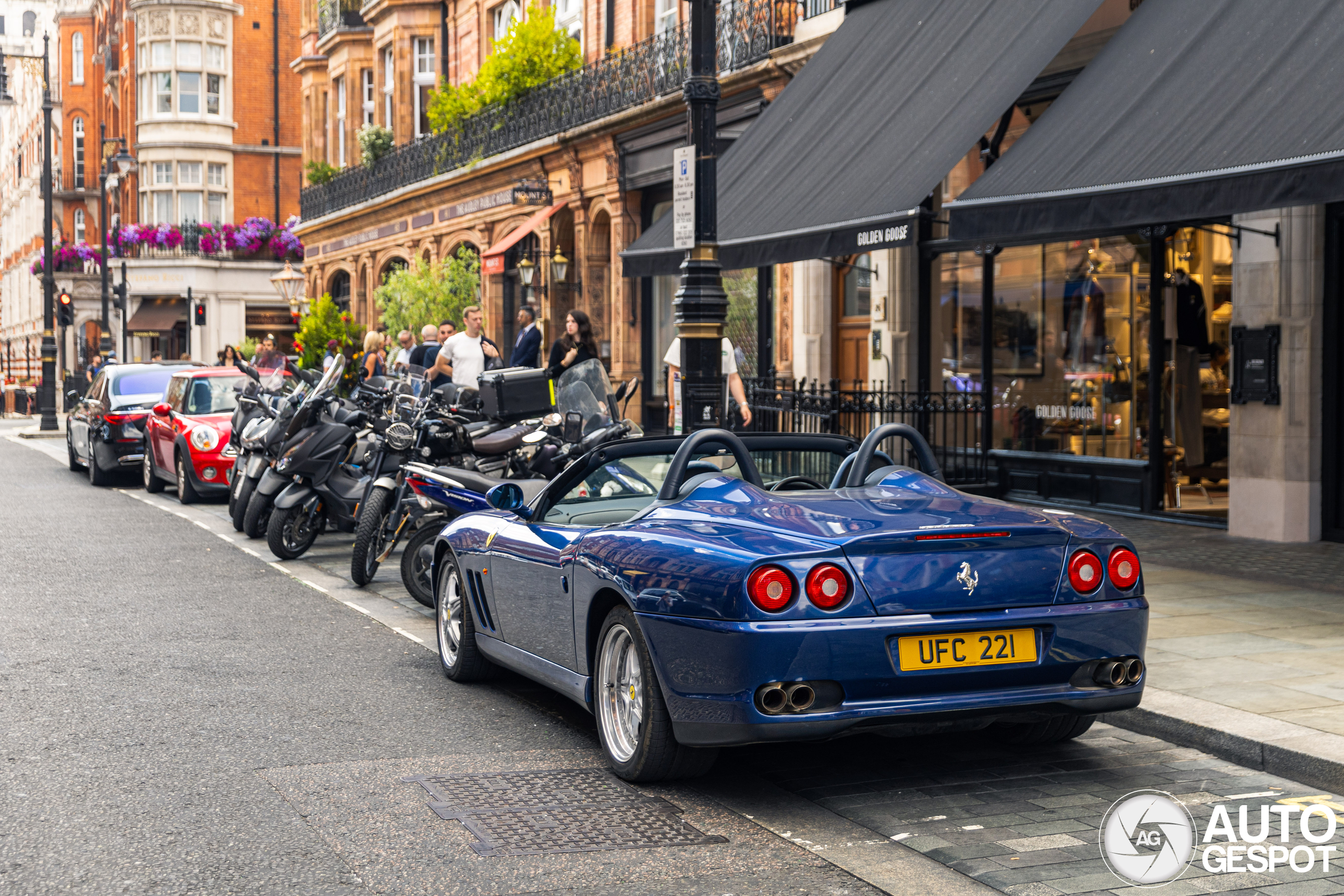 Ferrari 550 Barchetta Pininfarina