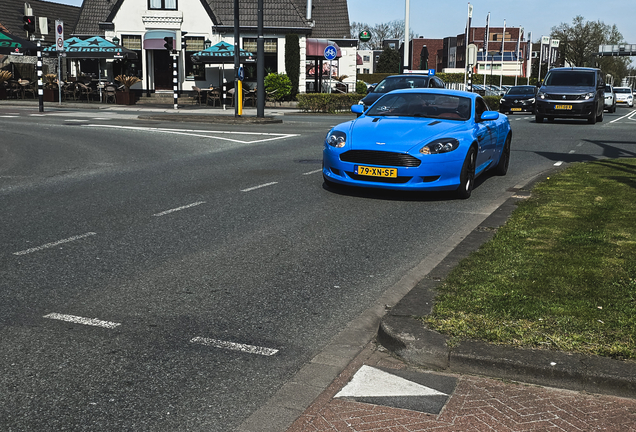 Aston Martin DB9