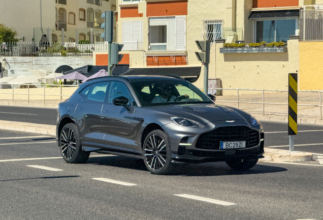 Aston Martin DBX707