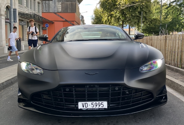 Aston Martin V8 Vantage Formula 1 Edition