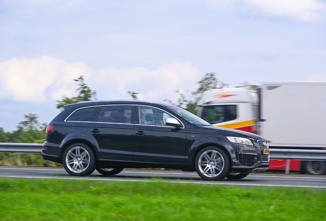 Audi Q7 V12 TDI