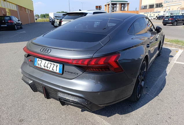 Audi RS E-Tron GT 2025