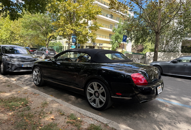 Bentley Continental GTC 2012