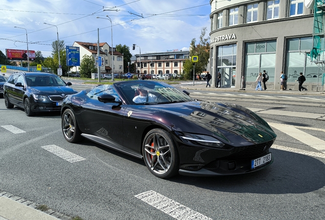 Ferrari Roma Spider