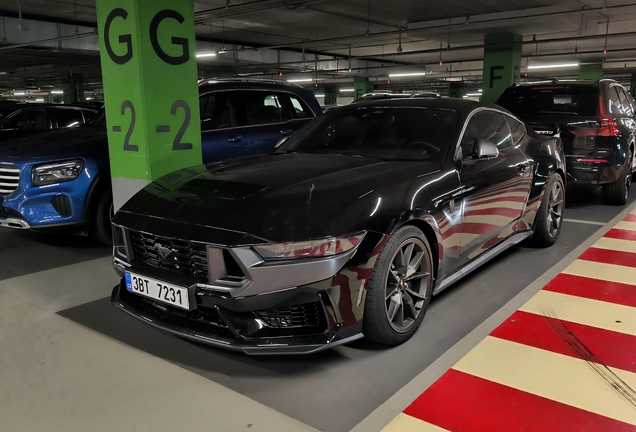 Ford Mustang Dark Horse 2024
