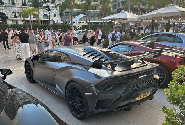 Lamborghini Huracán LP640-2 STO