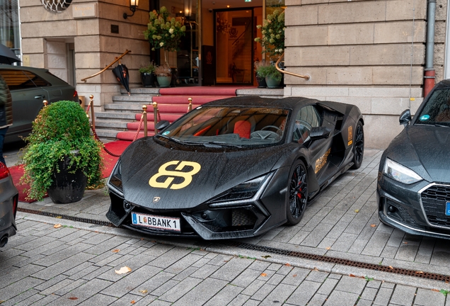Lamborghini Revuelto