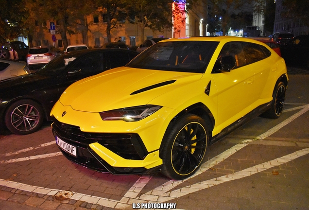 Lamborghini Urus S