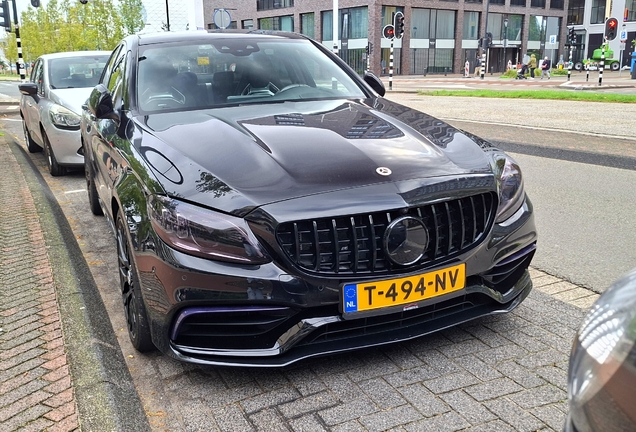 Mercedes-AMG C 63 S W205