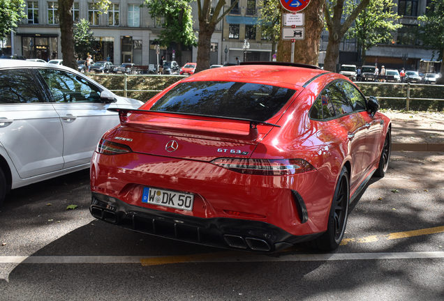 Mercedes-AMG GT 63 S X290