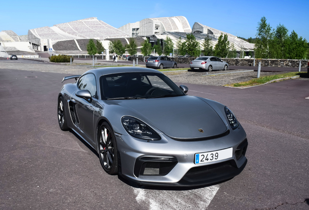 Porsche 718 Cayman GT4