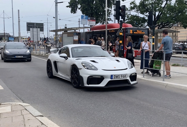 Porsche 718 Cayman GT4 RS