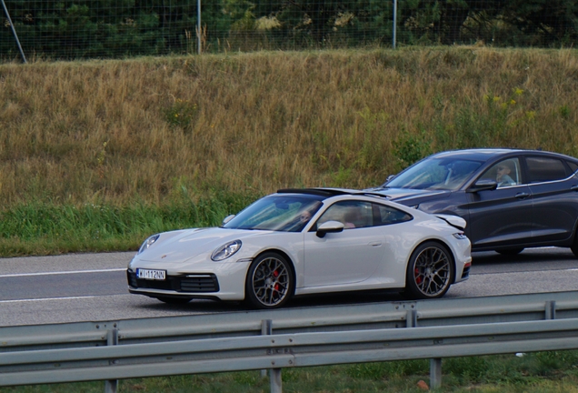 Porsche 992 Carrera 4S MkI