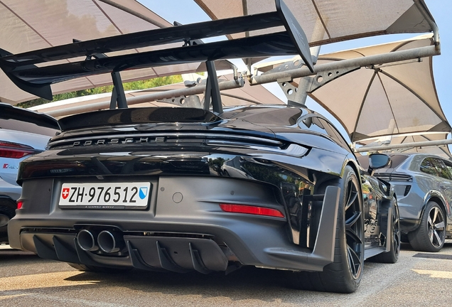 Porsche 992 GT3 RS MkI Weissach Package