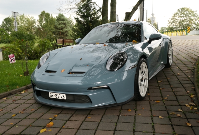 Porsche 992 S/T