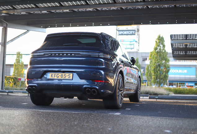 Porsche 9YA Cayenne Turbo E-Hybrid