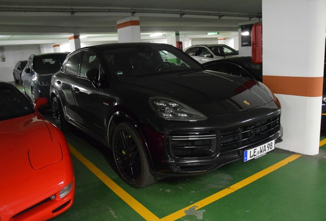 Porsche Cayenne Coupé Turbo S E-Hybrid