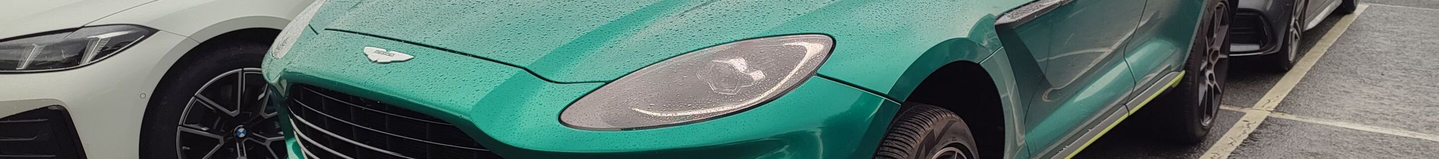 Aston Martin DBX