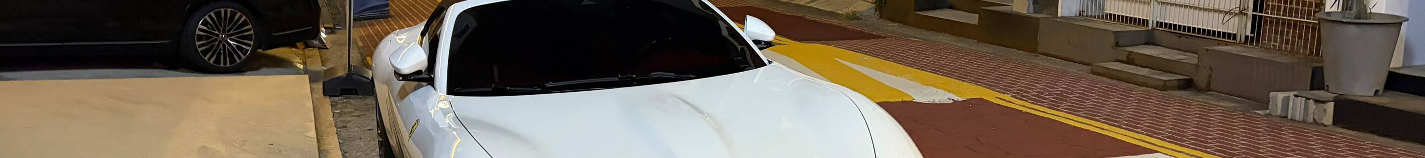 Ferrari Roma Spider