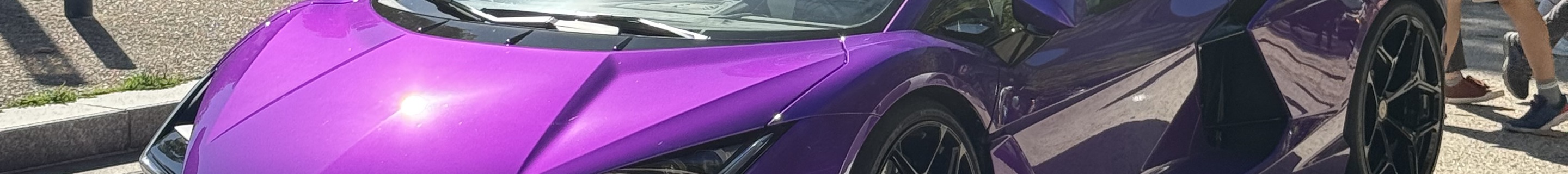 Lamborghini Revuelto