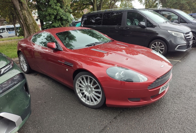 Aston Martin DB9