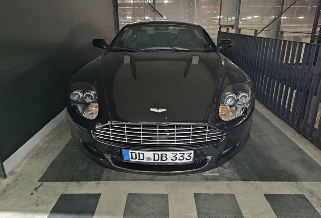Aston Martin DB9