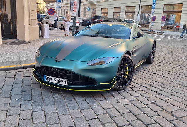 Aston Martin V8 Vantage Formula 1 Edition