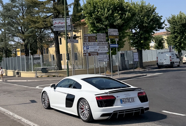 Audi R8 V10 2015