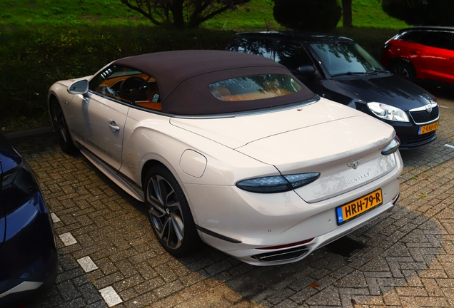 Bentley Continental GTC Speed 2025