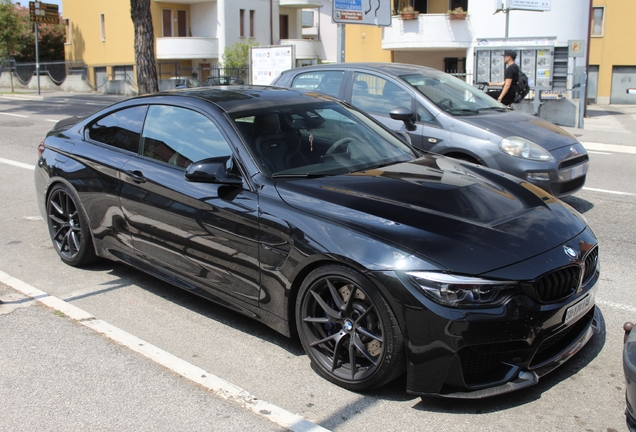BMW M4 F82 CS