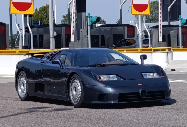 Bugatti EB110 SS