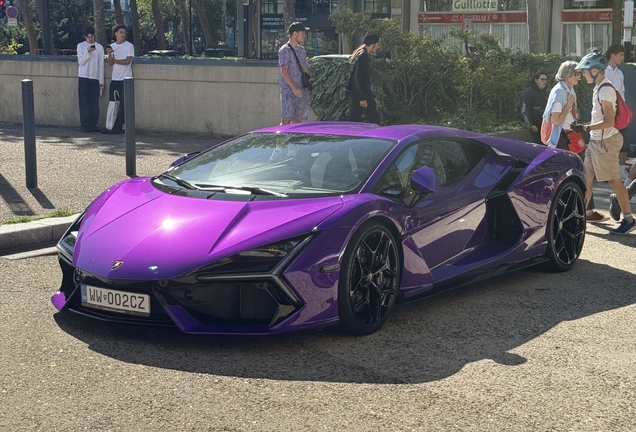 Lamborghini Revuelto