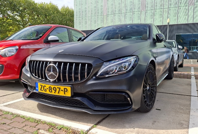 Mercedes-AMG C 63 S W205