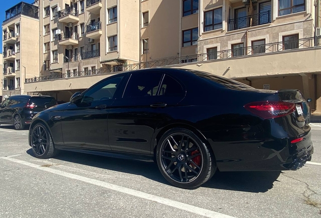 Mercedes-AMG E 63 S W213 2021