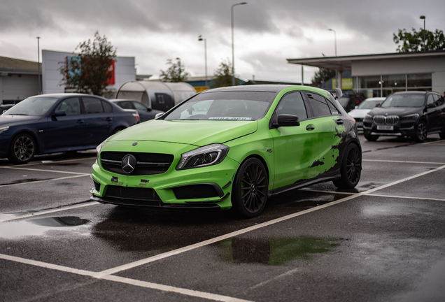 Mercedes-Benz A 45 AMG