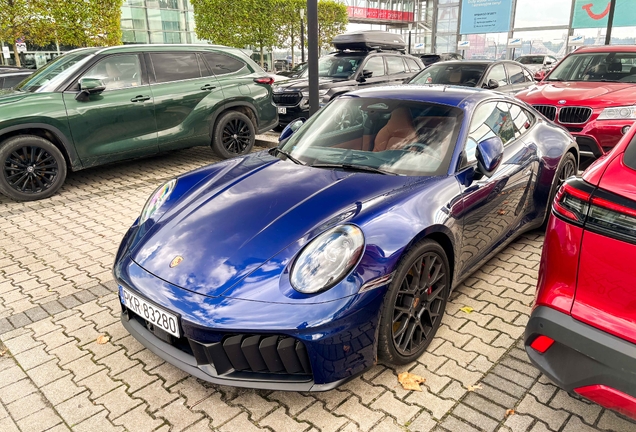 Porsche 992 Carrera 4 GTS MkII