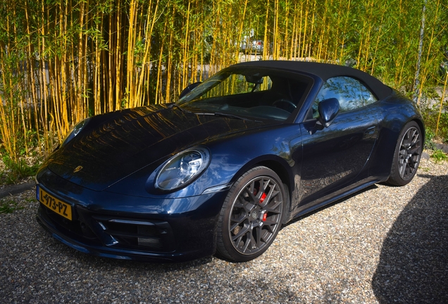 Porsche 992 Carrera 4S Cabriolet MkI