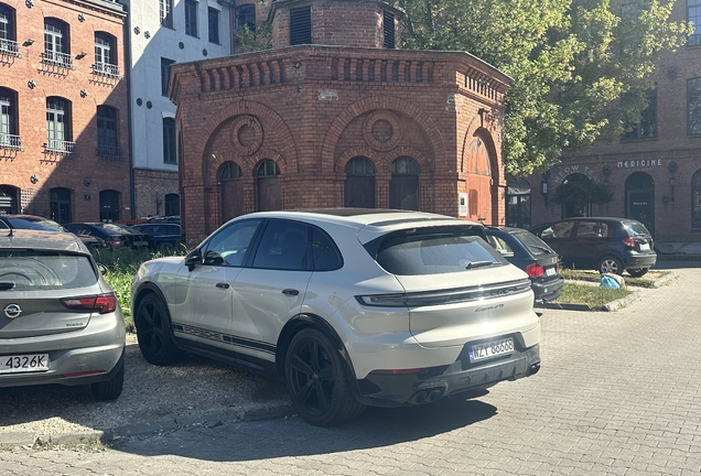 Porsche 9YA Cayenne GTS MkII