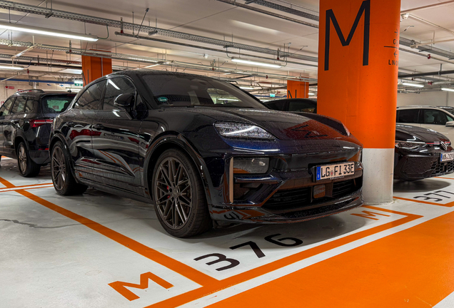Porsche Macan EV Turbo