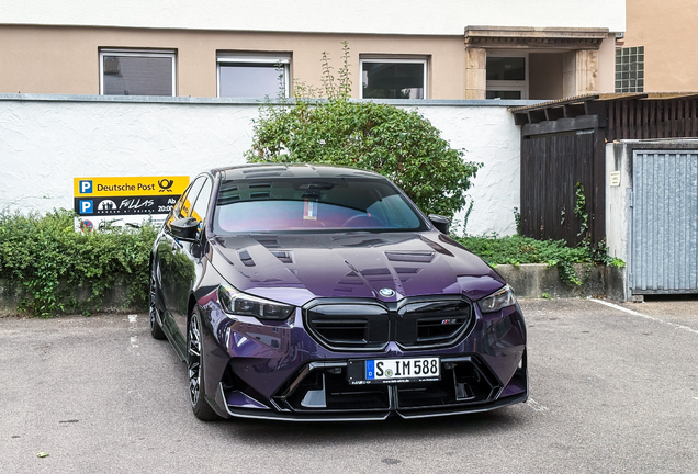 BMW M5 G90