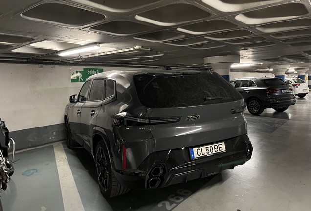 BMW XM G09