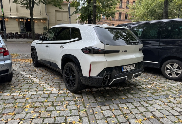 BMW XM G09