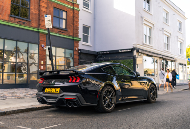 Ford Mustang Dark Horse 2024